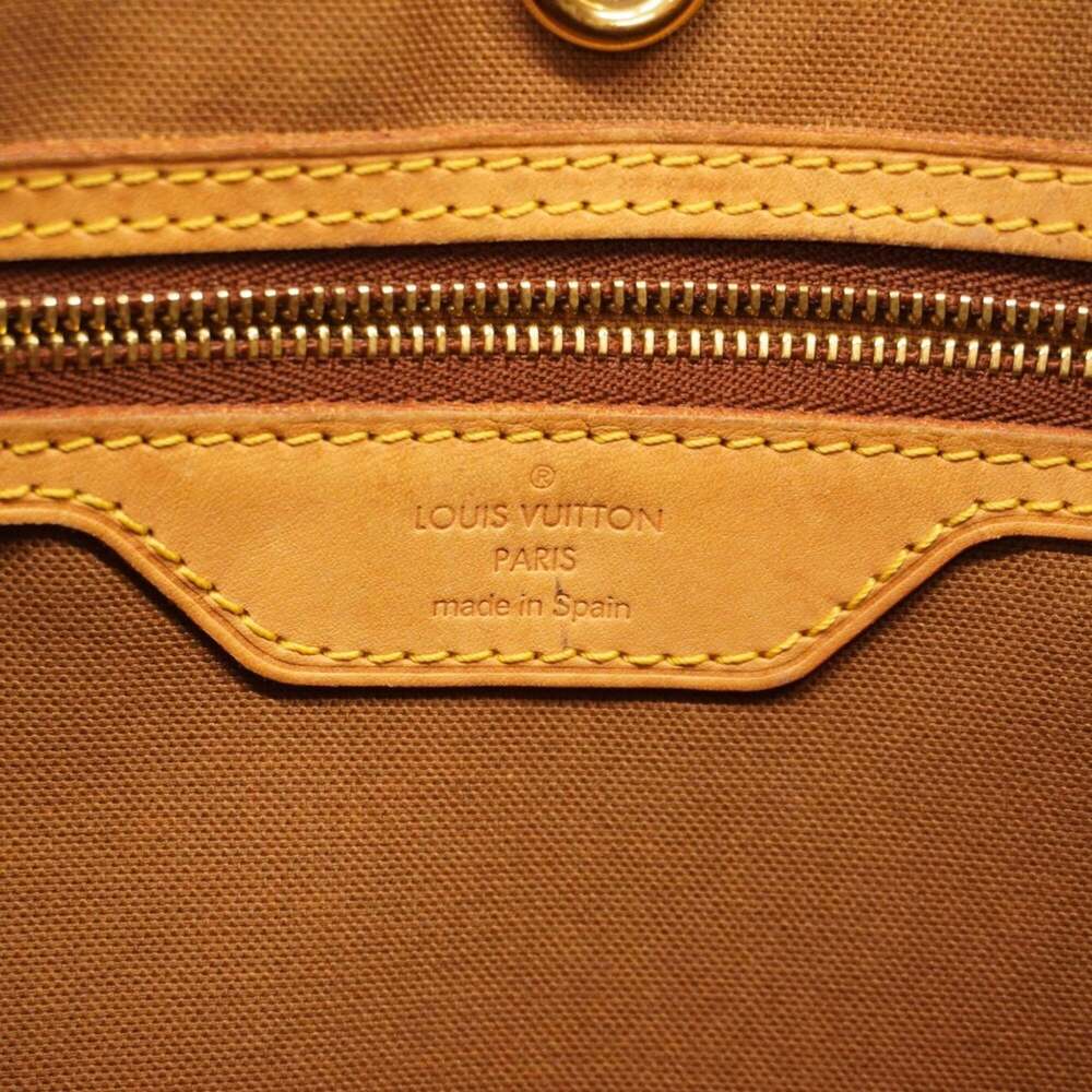 LOUIS VUITTON Brown Monogram Tote Bag - Picture 5 of 13